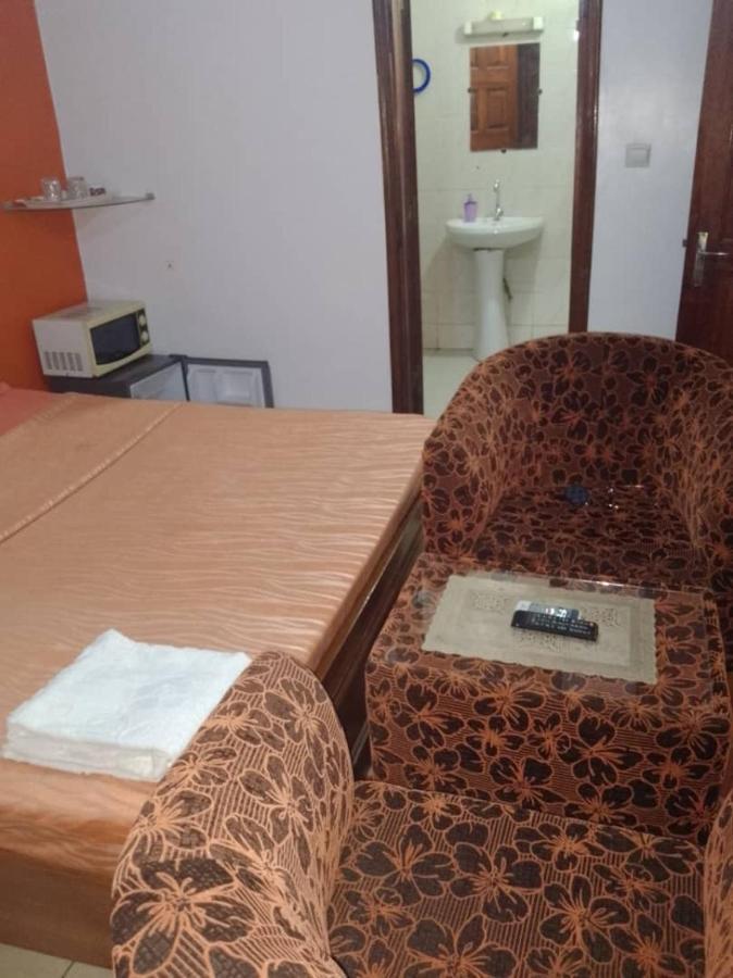 Rincon D'Alicia 1 Hotel Dakar Ngoại thất bức ảnh